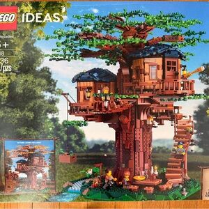 LEGO Ideas Tree House Set - Green and Brown